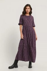 Довга ярусна сукня з флористичним малюнком, Фіолетовий