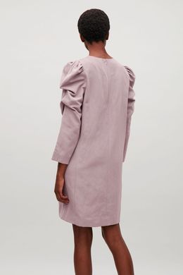 Лиловое платье с присобранными рукавами, Фіолетовий